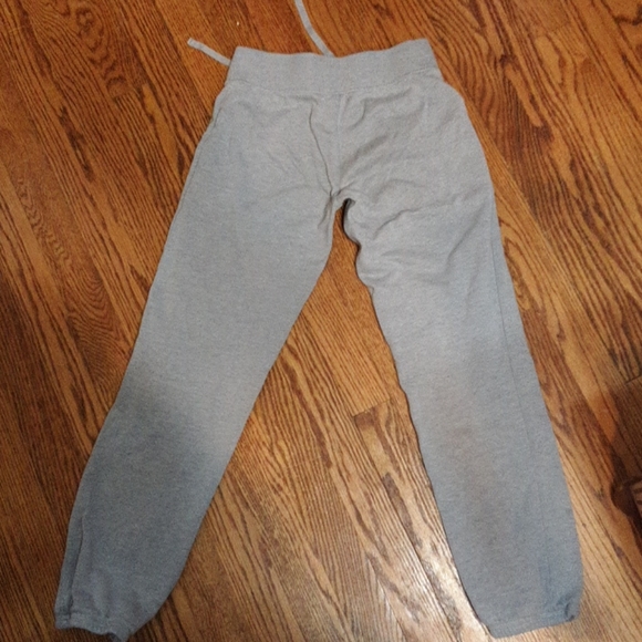 Gray sweats - Picture 3 of 4